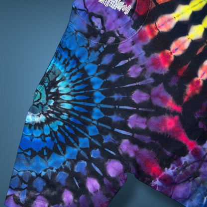 🖤🌈Dark Rainbow 🌈🖤 Reverse Dye - Adult Medium Short Sleeve