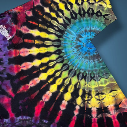 🖤🌈Dark Rainbow 🌈🖤 Reverse Dye - Adult Medium Short Sleeve