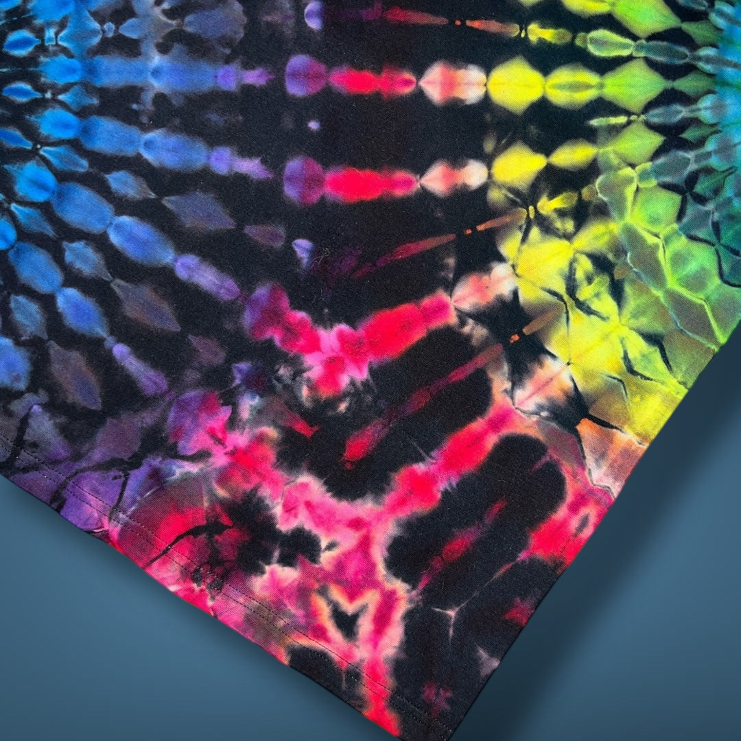 🖤🌈Dark Rainbow 🌈🖤 Reverse Dye - Adult Medium Short Sleeve