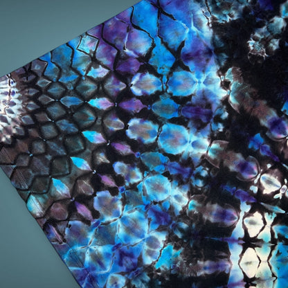 Stained Glass Reverse Dye in Arctic Fresh - Adult Large