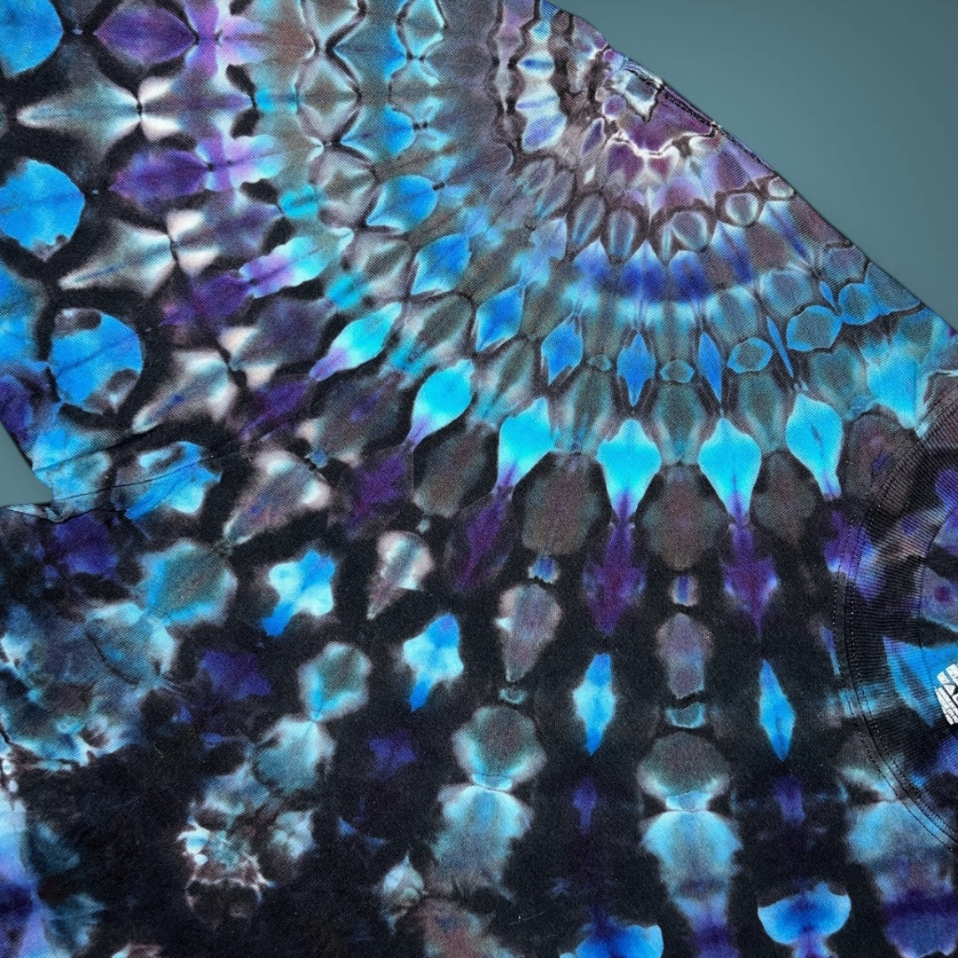 Stained Glass Reverse Dye in Arctic Fresh - Adult Large