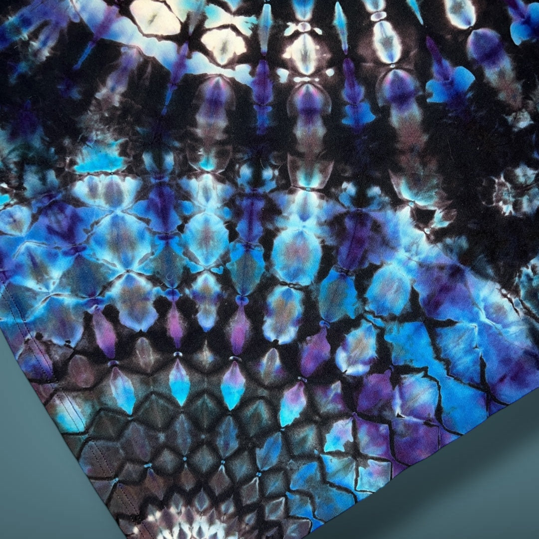 Stained Glass Reverse Dye in Arctic Fresh - Adult Large