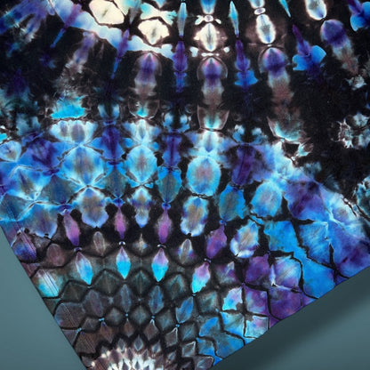 Stained Glass Reverse Dye in Arctic Fresh - Adult Large